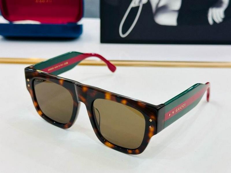 Gucci Sunglasses 475